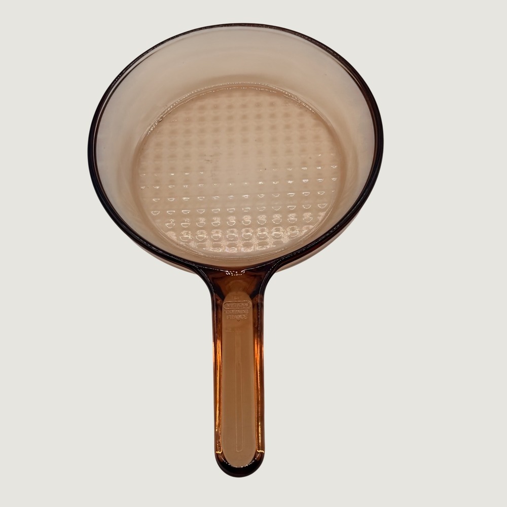 Vision Corning France 7 Inch Amber Glass Skillet V-7-B Waffle Bottom Vintage Pan